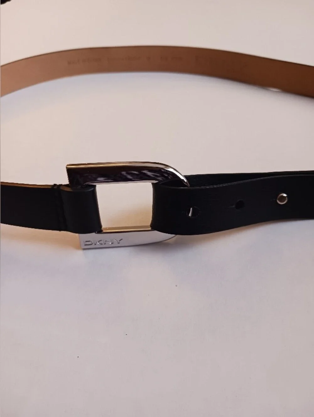 DKNY Modernist Silver + Leather Belt Black Size M Loop & Peg Clasp Very Good